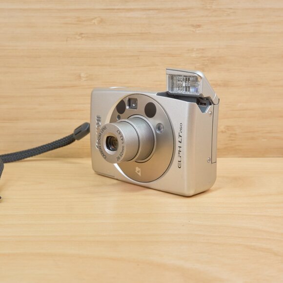 Vintage Canon ELPH LT 260 APS Point & Shoot Film Camera - Picture 7 of 7